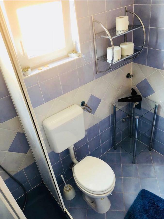 Danijel Apartamento Vir Exterior foto